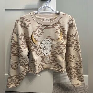 Ariat crop crew neck, size small, like new